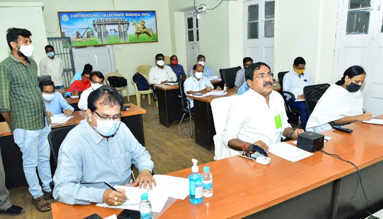 కరోనా కట్టడికి కార్యోన్ముఖులు కావాలి : మంత్రి ఎర్రబెల్లి