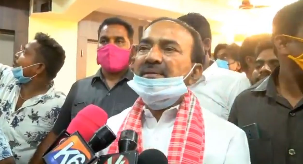 కరోనా సెకండ్‌ వేవ్‌పై అప్రమత్తం : మంత్రి ఈటల