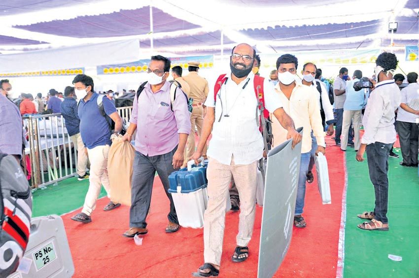 గులాబీ మెజార్టీ పైనే చర్చ!