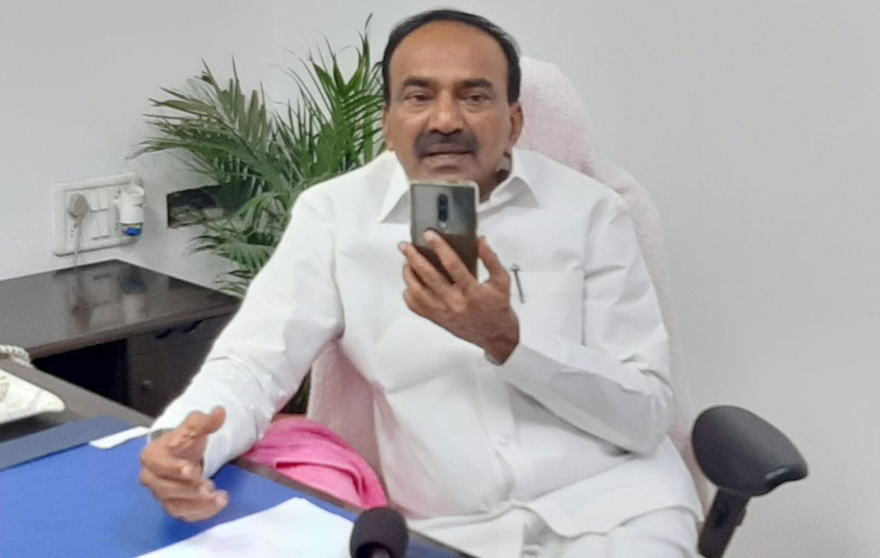 క‌రోనా మ‌ర‌ణాలు లేకుండా చూద్దాం : మంత్రి ఈట‌ల