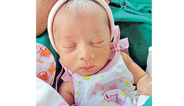 అమ్మా నన్ను ఎందుకు వదిలి వెళ్లావ్‌