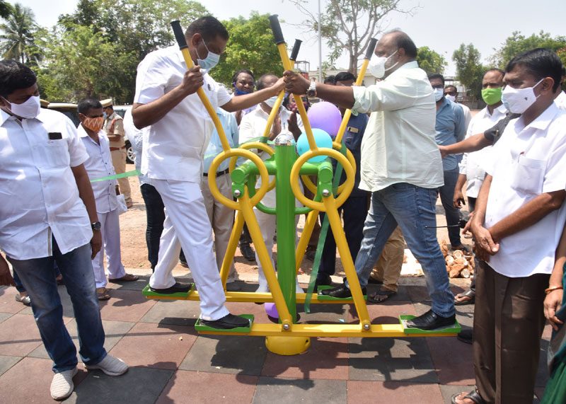 కరోనా కాలంలోనూ ఆగని సంక్షేమం