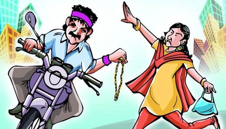 మహిళ మెడలోంచి గొలుసు అపహరణ