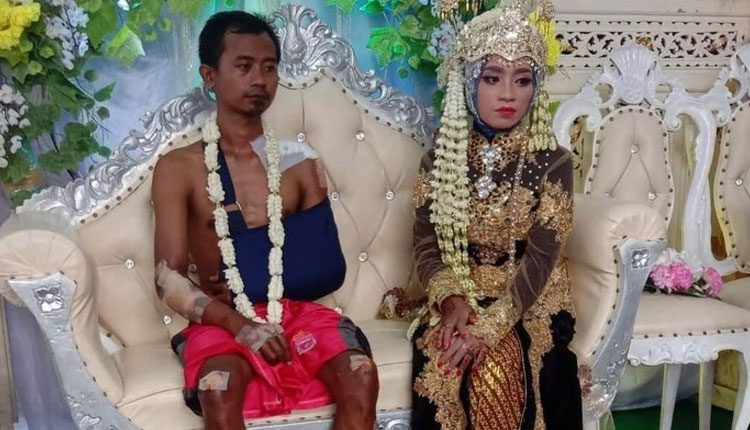 చెడ్డీలోనే పెండ్లికొడుకు..షాకైన జనం