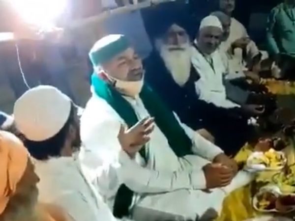 క‌రోనా క‌ల‌క‌లం : ఢిల్లీ బోర్డ‌ర్ లో రాకేష్ తికాయ‌త్ ఇఫ్తార్ విందు