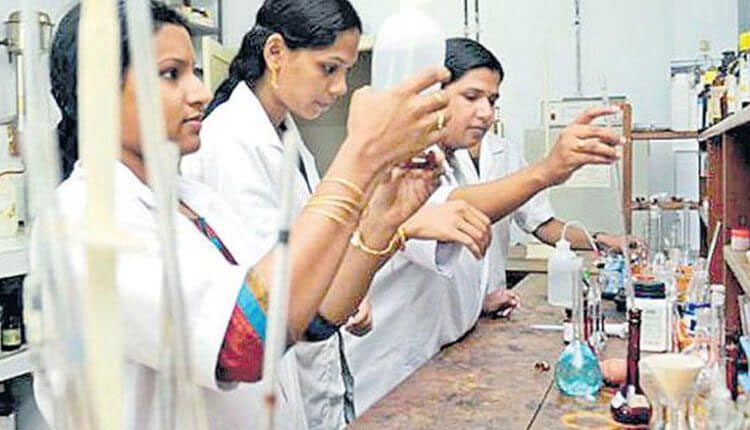 ఇంటర్మీడియట్‌ ప్రాక్టికల్‌ పరీక్షలు వాయిదా