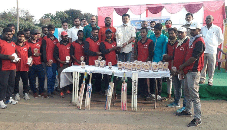 క్రీడల్లో గెలుపోటములు సహజం