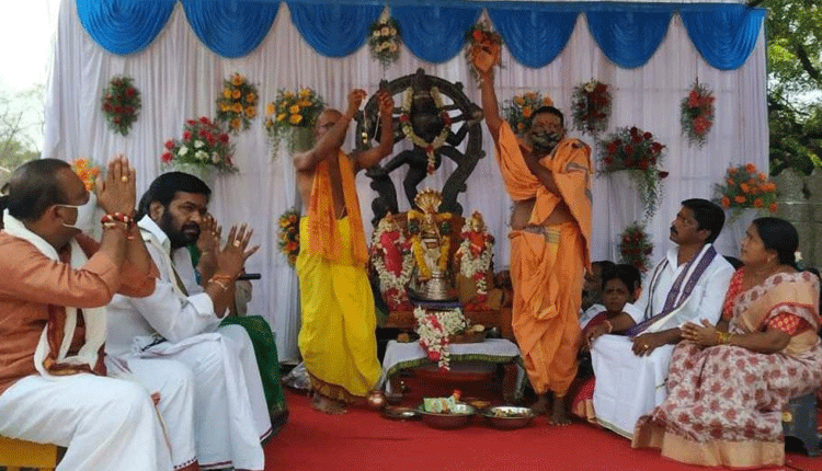 కల్యాణం.. కమనీయం