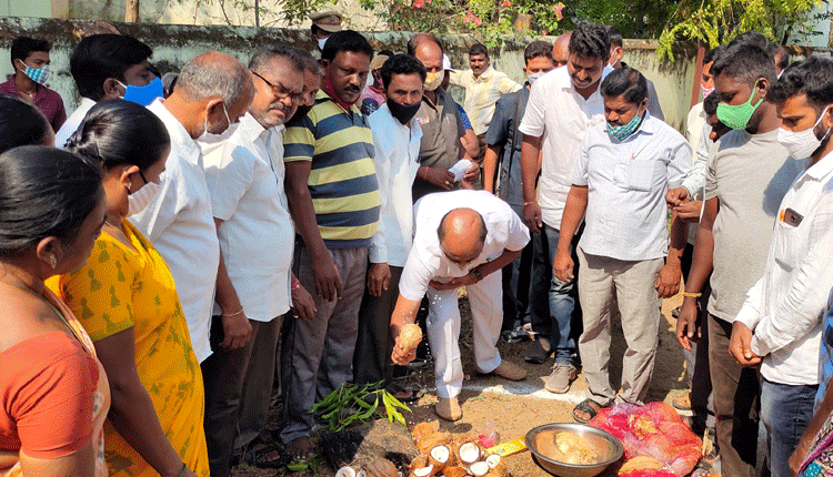 విలీన గ్రామాల్లో అభివృద్ధి పరుగులు