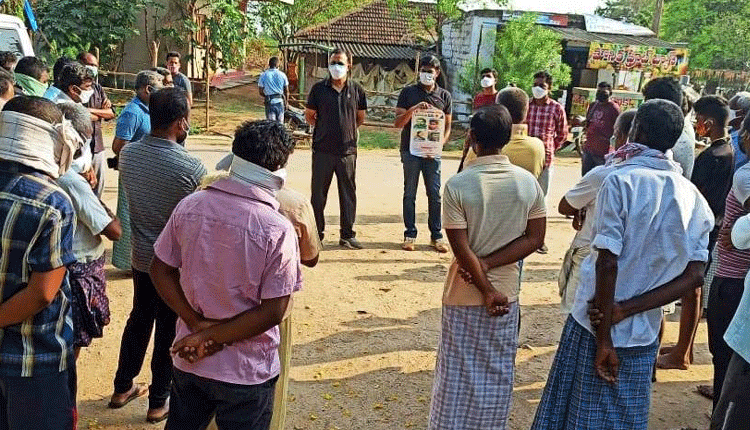 మావోయిస్టులకు సహకరించొద్దు