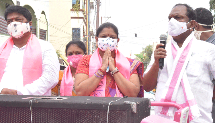 రూ.1300కోట్లతో వరంగల్‌ను అభివృద్ధి చేశాం