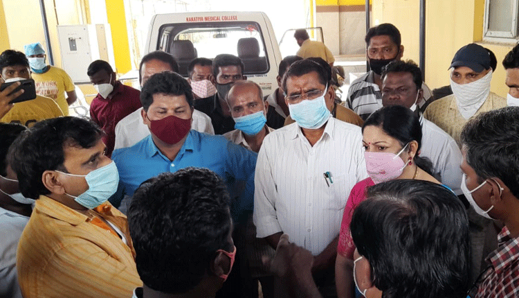 చికిత్స పొందుతూ ల్యాబ్‌ టెక్నీషియన్‌ మృతి