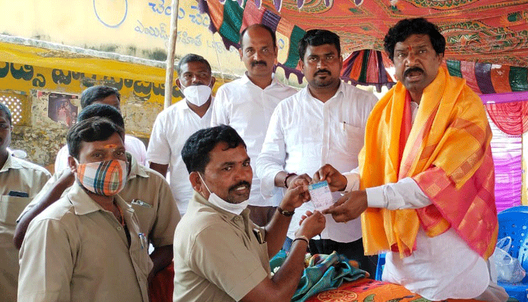 ప్రతి కార్మికుడికీ ప్రభుత్వం భరోసా