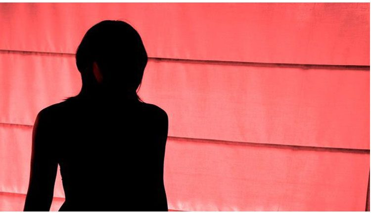 లవ్‌ జిహాద్‌ కేసు : పేరు మార్చి..మహిళను ఏమార్చి..!