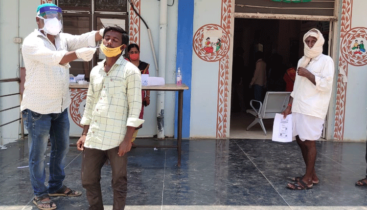 మాస్కులు తప్పనిసరి