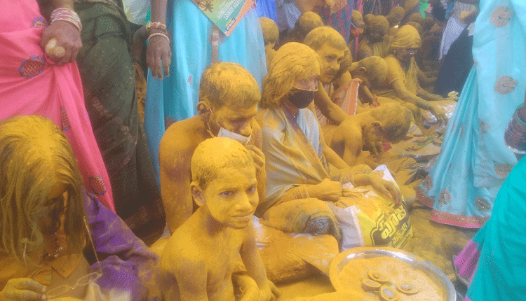 కంసాన్‌పల్లిలో ఘనంగా బండారోత్సవం