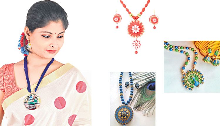 మట్టితో మెరిపిద్దాం