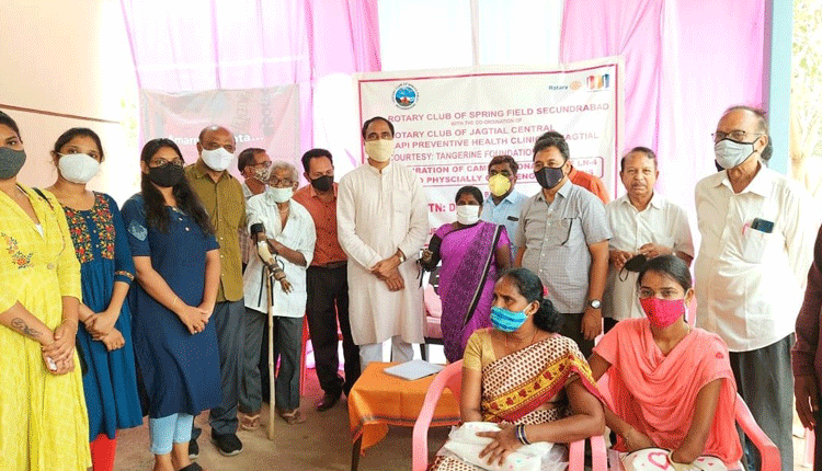 సేవలు అభినందనీయం