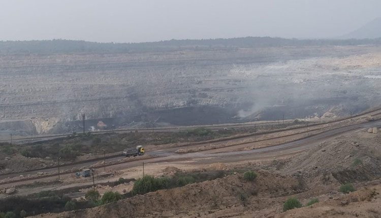 బొగ్గు బావులు భగ భగ