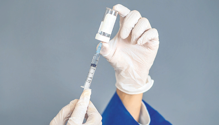 కరోనా కట్టడికి బహుముఖ యుద్ధం