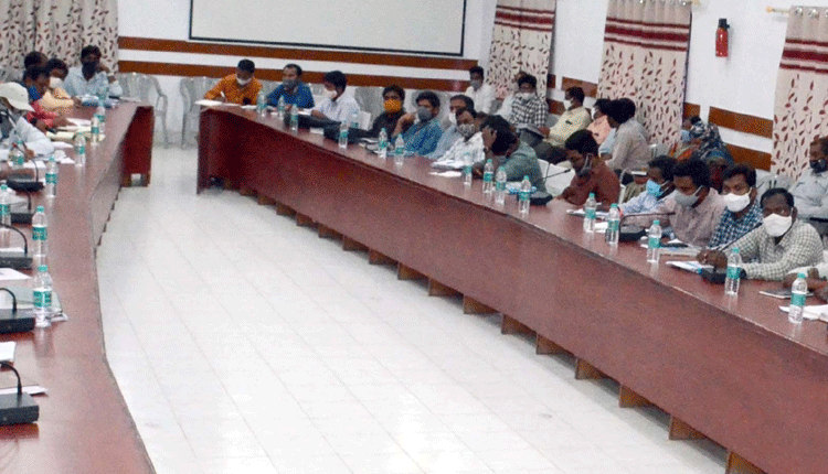 గ్రామాలకు మిషన్‌ భగీరథ నీరు అందాలి