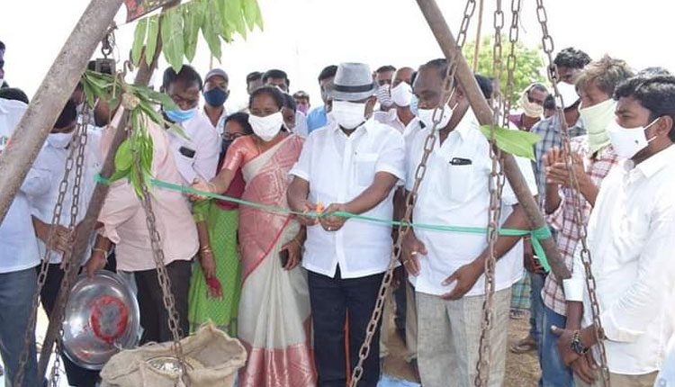 కేంద్రం నల్ల చట్టాల వల్లే ధాన్యం కొనుగోలులో ఇబ్బందులు