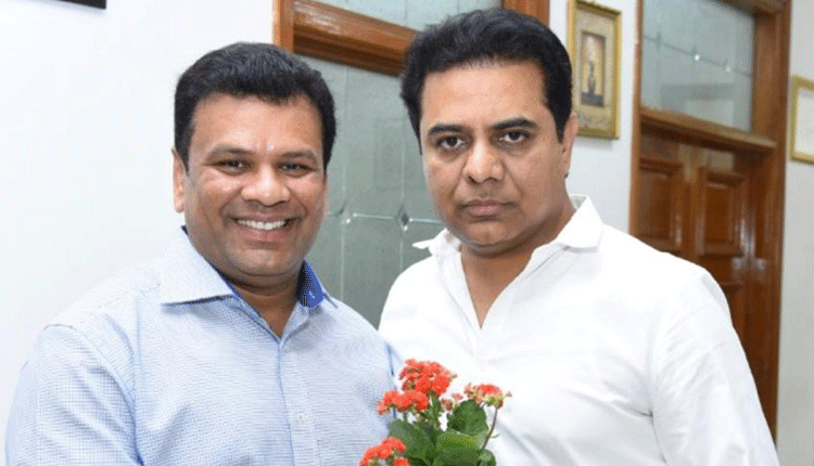 కేటీఆర్‌ త్వరగా కోలుకోవాలి : మహేష్ బిగాల