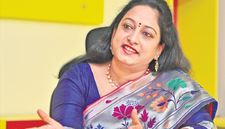 నారీ సైన్యం!