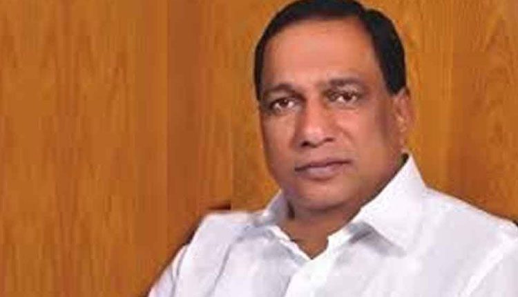 కార్మికులు ఇబ్బంది పడకుండా సేవ‌లందించాలి : మంత్రి మల్లారెడ్డి