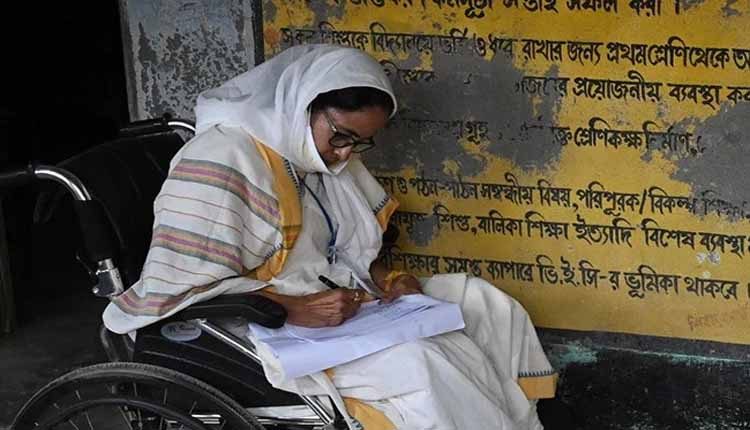 మ‌మ‌తా బెన‌ర్జీ త‌ప్పుడు ఆరోప‌ణ‌ల‌పై ఎన్నిక‌ల సంఘం విచార‌ణ‌