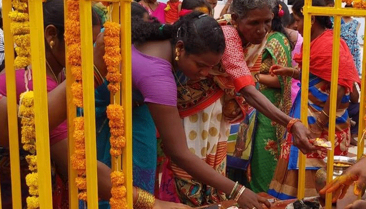 దేవతల వన ప్రవేశంతో ముగిసిన జాతర