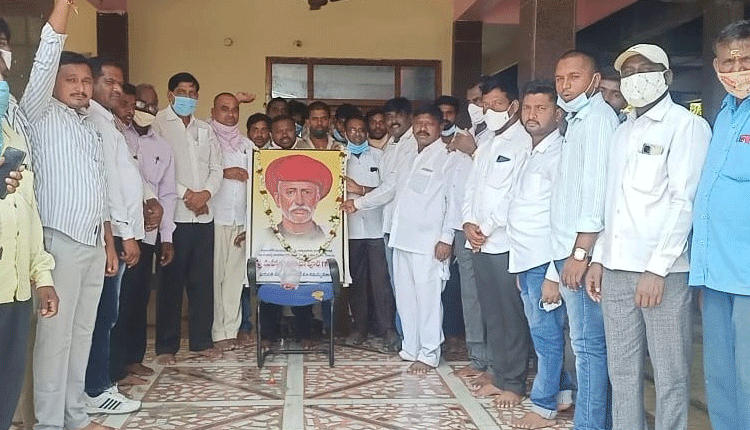 మహాత్మాజ్యోతిబాఫూలేకు ఘన నివాళి