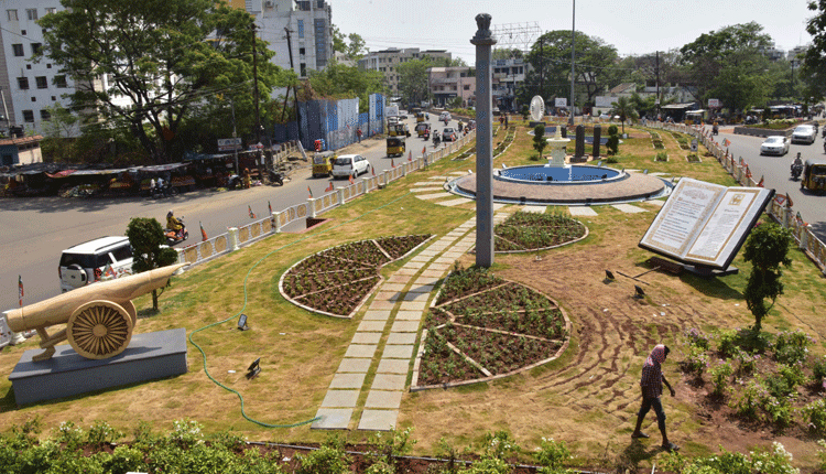 ఓరుగల్లులో ప్రగతి పరవళ్లు