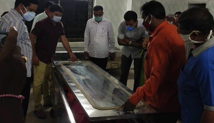 అన్ని విధాలా ఆదుకుంటాం