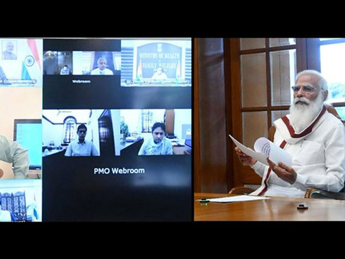 వ్యాక్సిన్లు, ఆక్సిజన్, సంబంధిత సామగ్రిపై కస్టమ్స్ డ్యూటీ మాఫీ