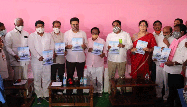 గ్రేటర్‌ సావనీర్‌ ఆవిష్కరించిన మంత్రి కేటీఆర్‌