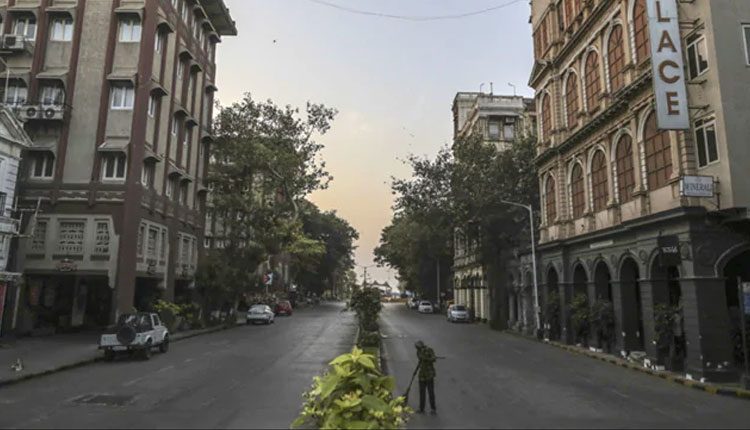 ప్రేమికుడికి ముంబై పోలీసుల ఫ‌న్నీ స‌మాధానం