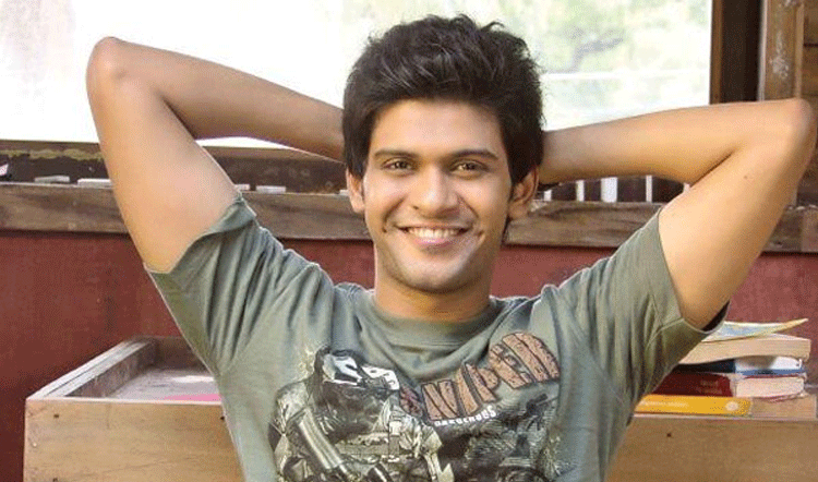 ఆఫర్ల వెల్లువ..తొందరపడని నవీన్పొలిశెట్టి..!