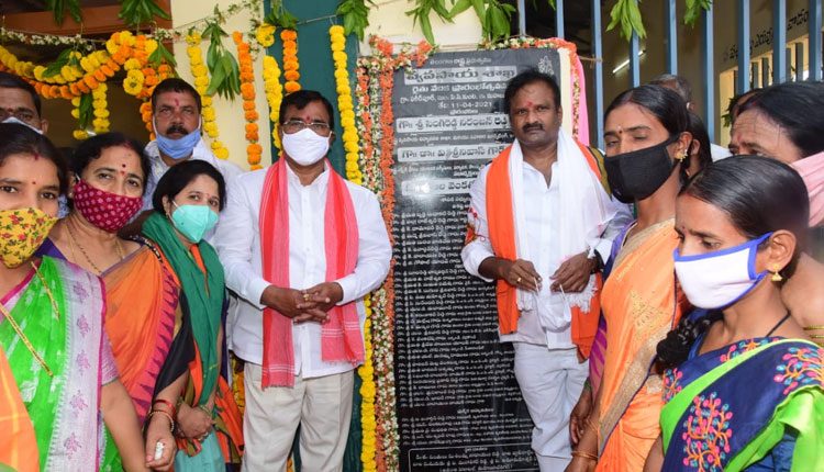 త్వరలోనే పర్దీపూర్ లిఫ్ట్ చేపడతాం