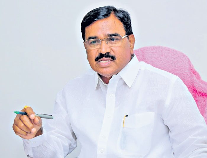 న‌కిలీ విత్త‌నాలు అమ్మితే పీడీ యాక్ట్ న‌మోదు : మంత్రి నిరంజ‌న్ రెడ్డి