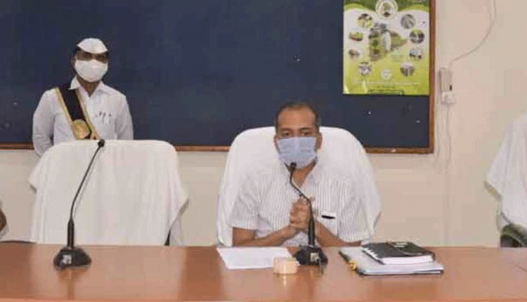 ప్రతి గింజను కొనుగోలు చేస్తాం : కలెక్టర్ పాటిల్