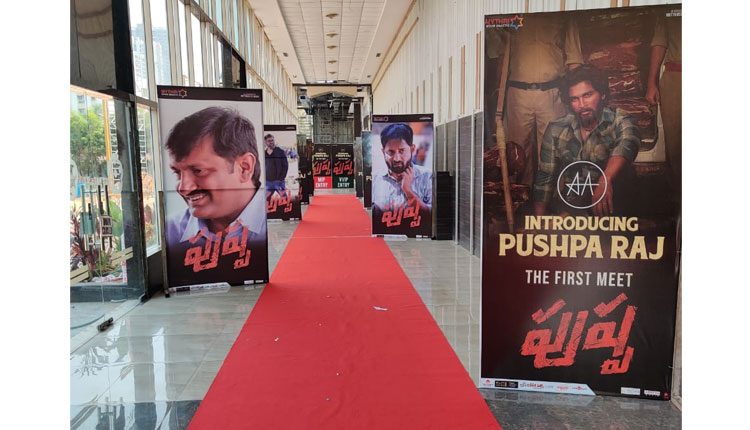 మరి కాసేపట్లో ‘పుష్పరాజ్’ ఫస్ట్ మీట్