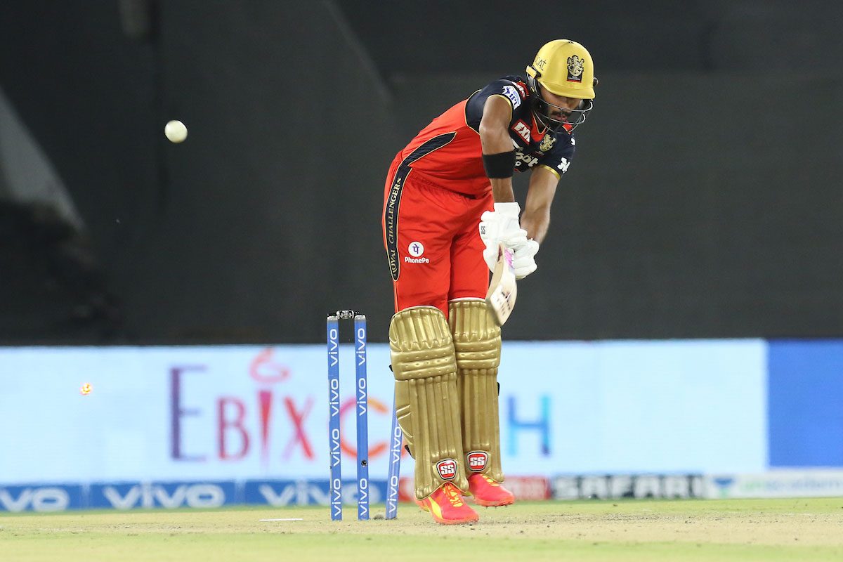 IPL 2021: మెరిసిన డివిలియర్స్‌..ఆర్‌సీబీ స్కోర్‌  171