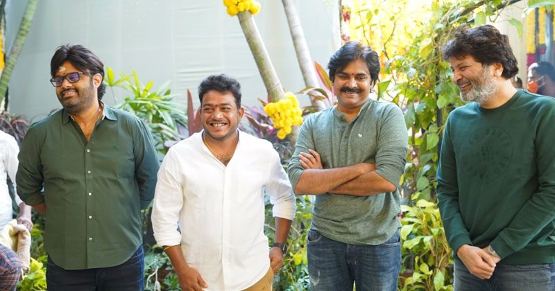 సెల్ఫ్ ఐసోలేష‌న్‌లో అయ్య‌ప్ప‌నుమ్ కోషియ‌మ్ రీమేక్ డైరెక్ట‌ర్