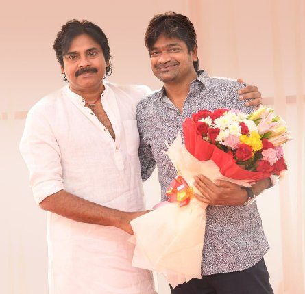 పవర్ స్టార్ ఓ ‘సంచారి’