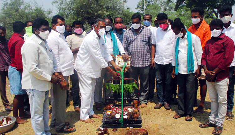 రైతుల సంక్షేమానికే కేంద్రాలు