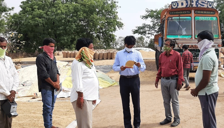 వ్యాక్సినేషన్‌ ప్రక్రియను వేగవంతం చేయాలి