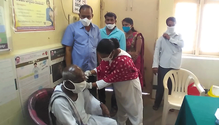 కొనసాగుతున్న కొవిడ్‌ వ్యాక్సినేషన్‌