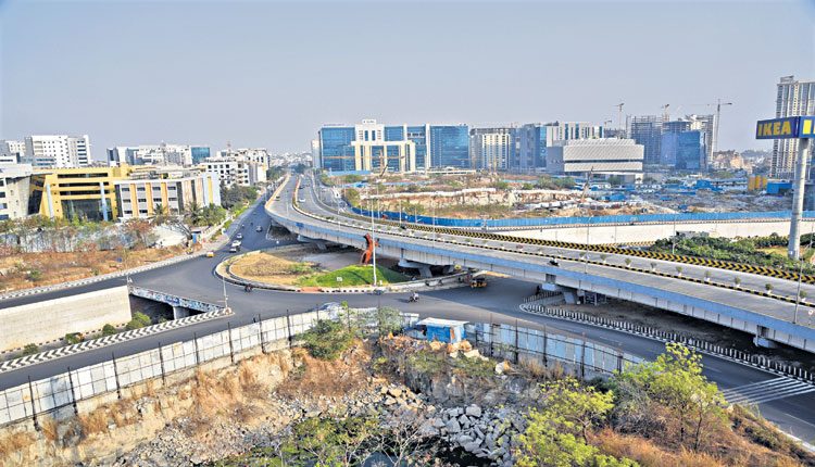 గ్రేటర్‌లో మెరిసిపోతున్న రహదారులు