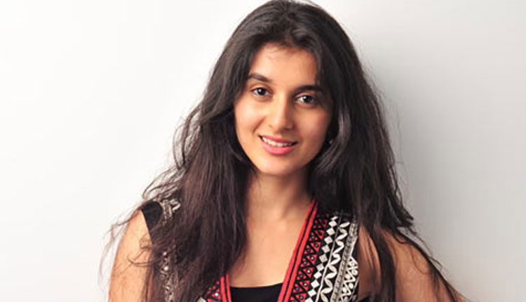 విజ‌య్ సోద‌రి టాలీవుడ్ ఎంట్రీ..!